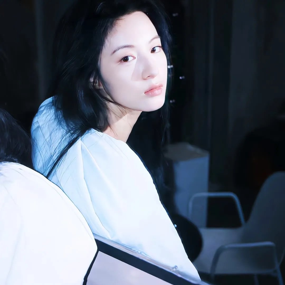 金发美人